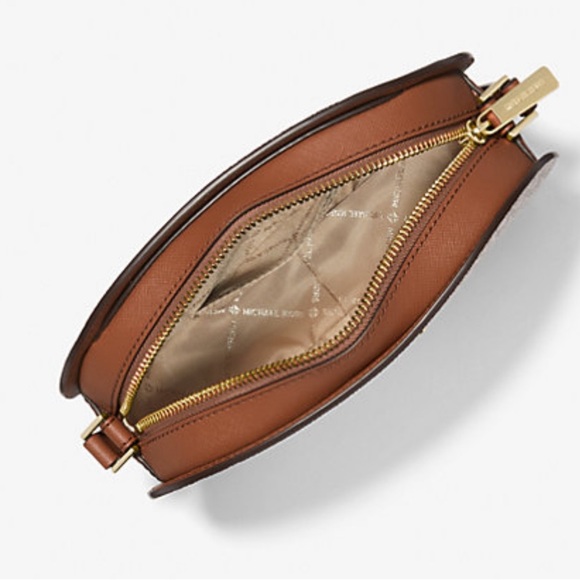 Michael Kors Jet Set Crossbody - BNWT - Picture 2 of 3